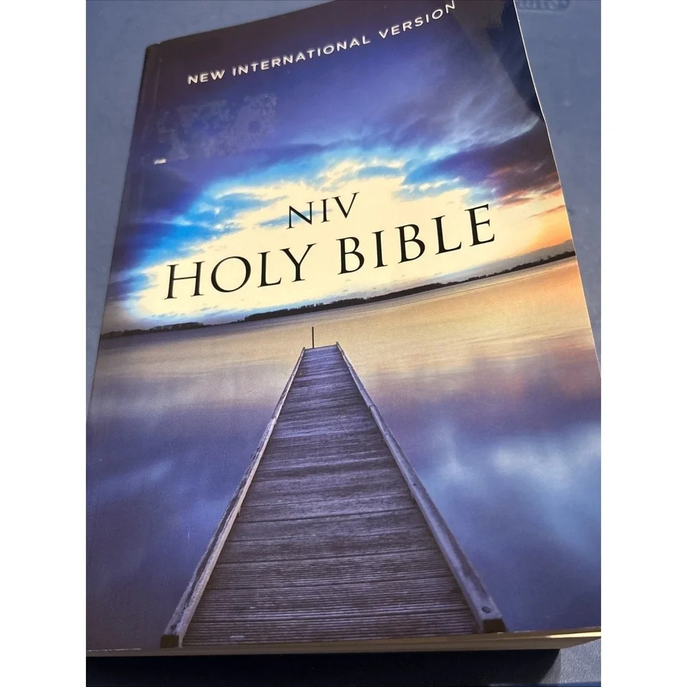 Holy Bible NIV Zondervan 2011